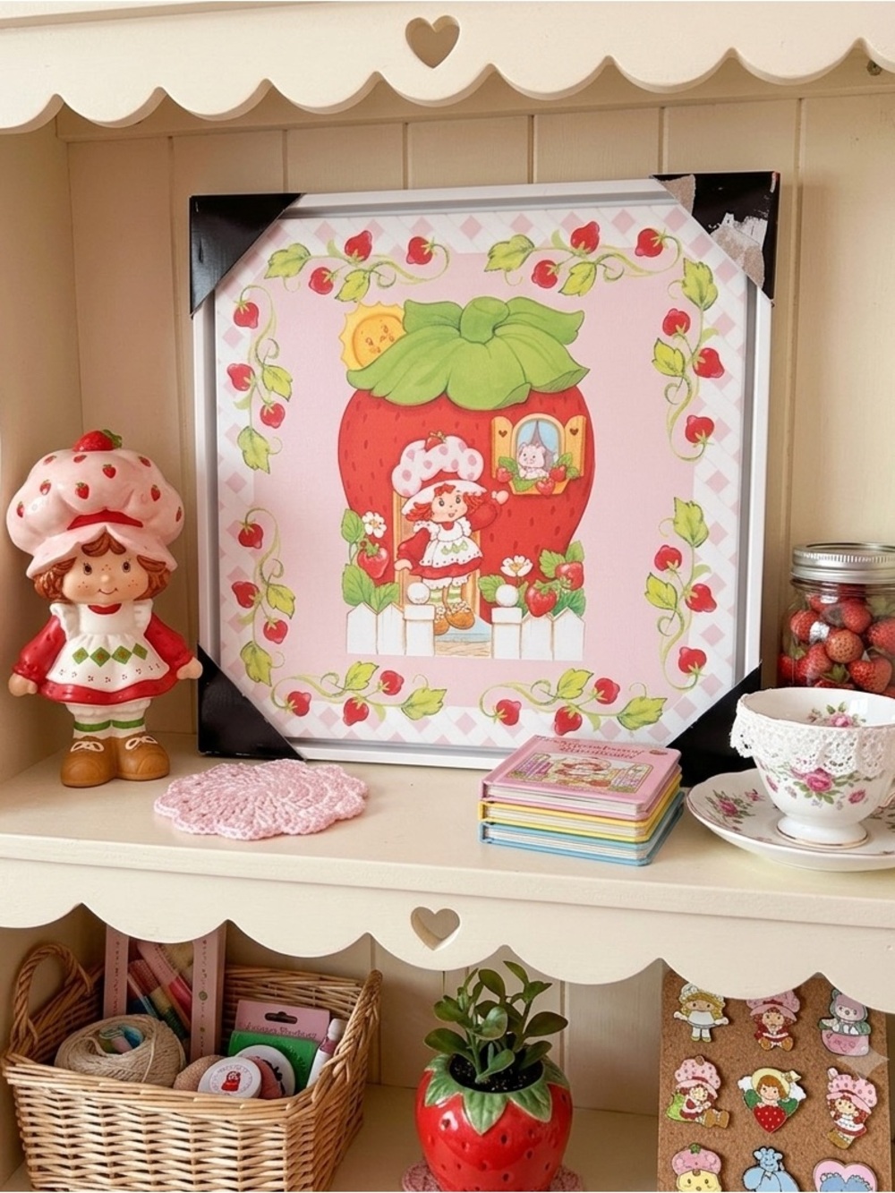 Pink Strawberry Shortcake Wall Art - Classic Home Party Decor - Picture 2 of 4